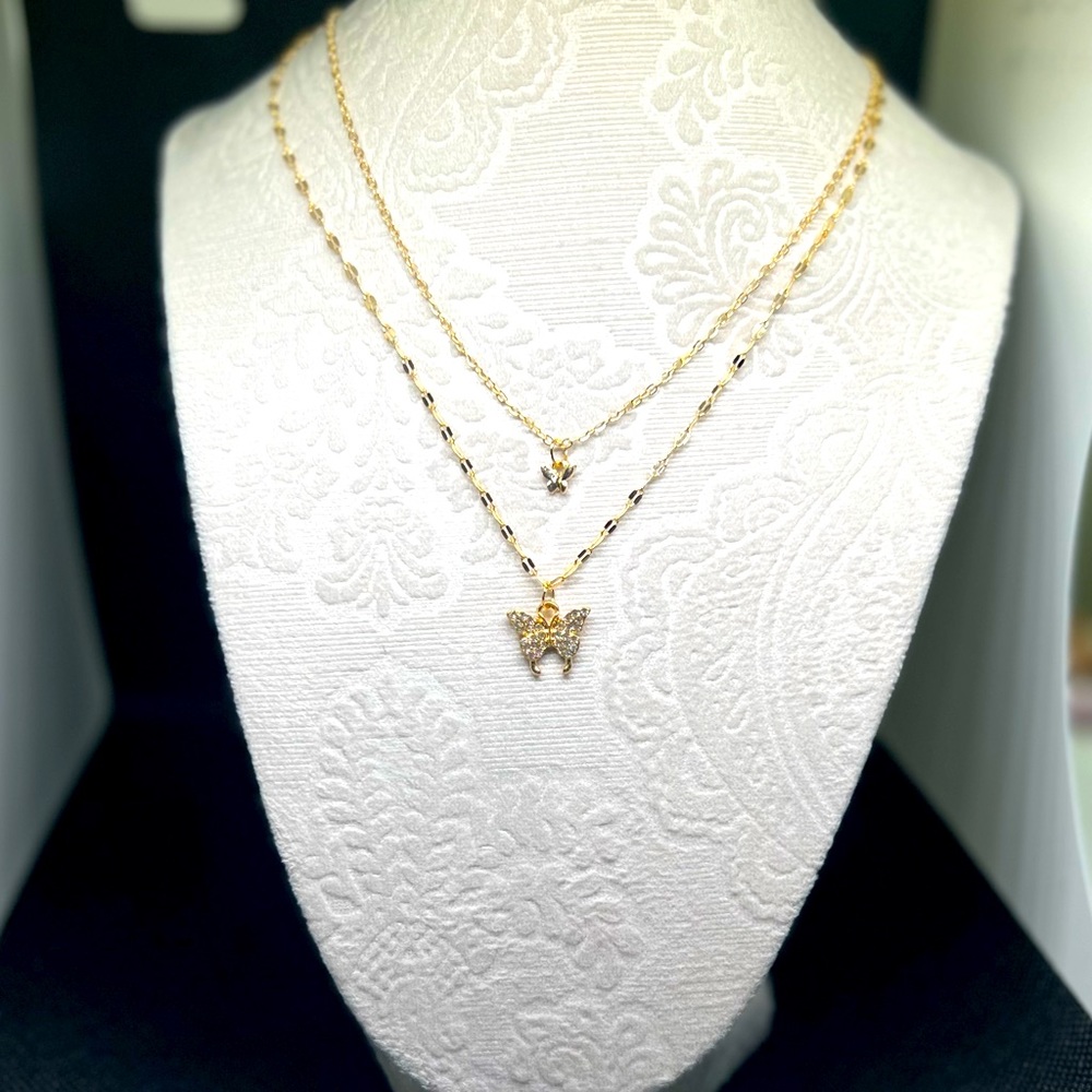 Butterfly necklace set